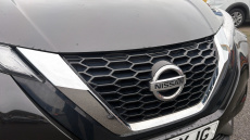 Nissan Juke 1.0 DiG-T N-Connecta 5dr Petrol Hatchback